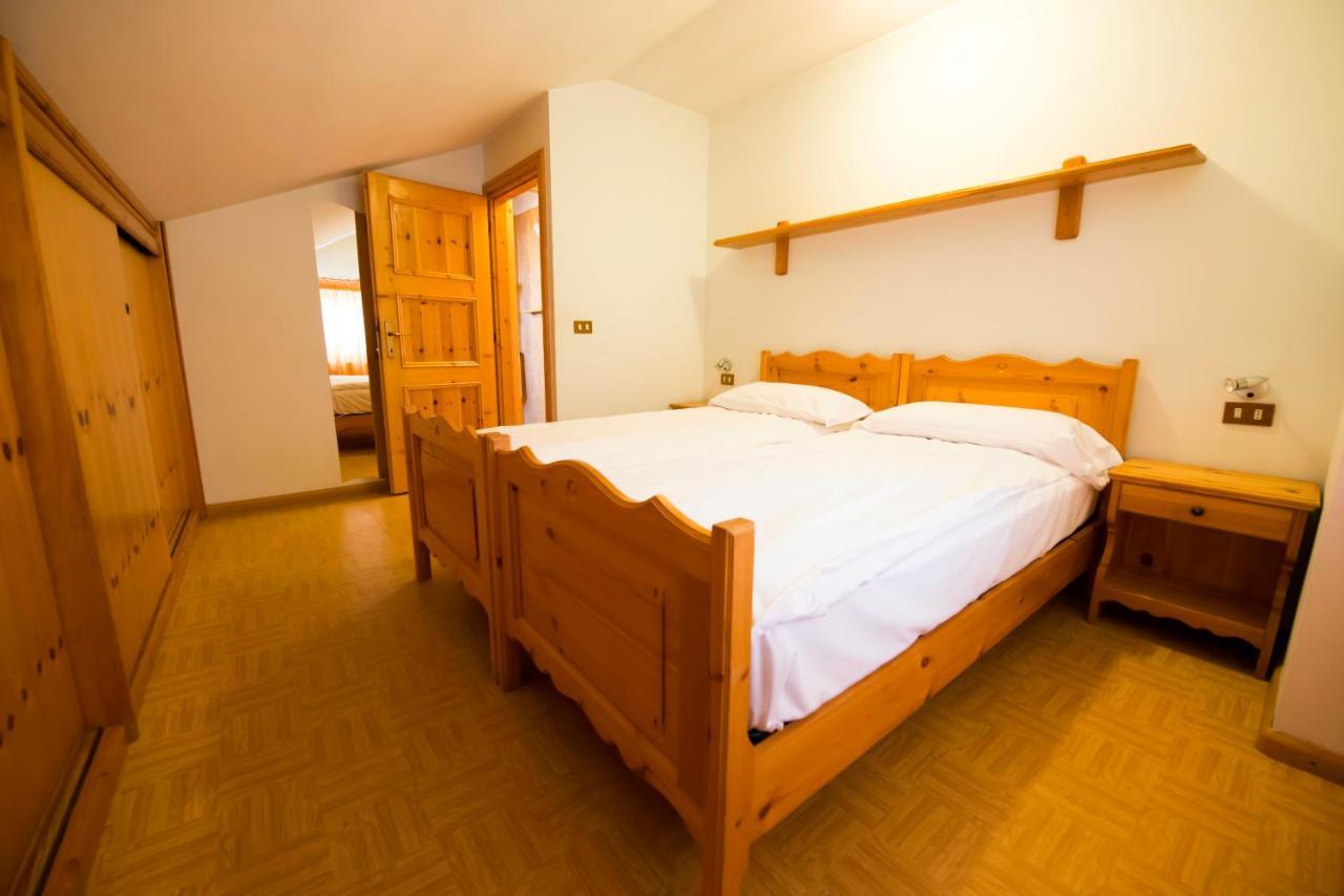 Casa Guana Lägenhet Livigno Exteriör bild