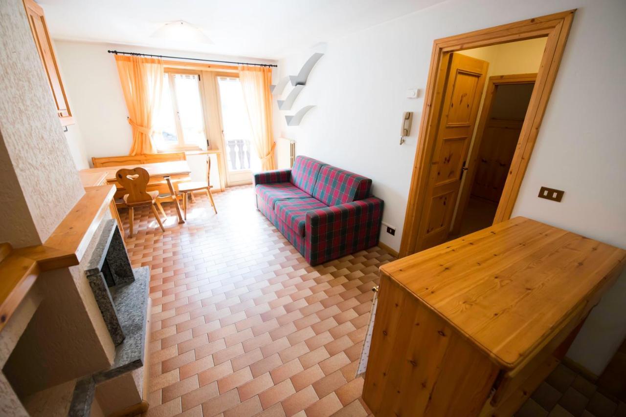 Casa Guana Lägenhet Livigno Exteriör bild