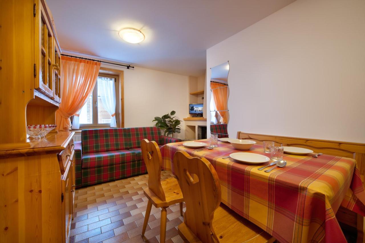 Casa Guana Lägenhet Livigno Exteriör bild