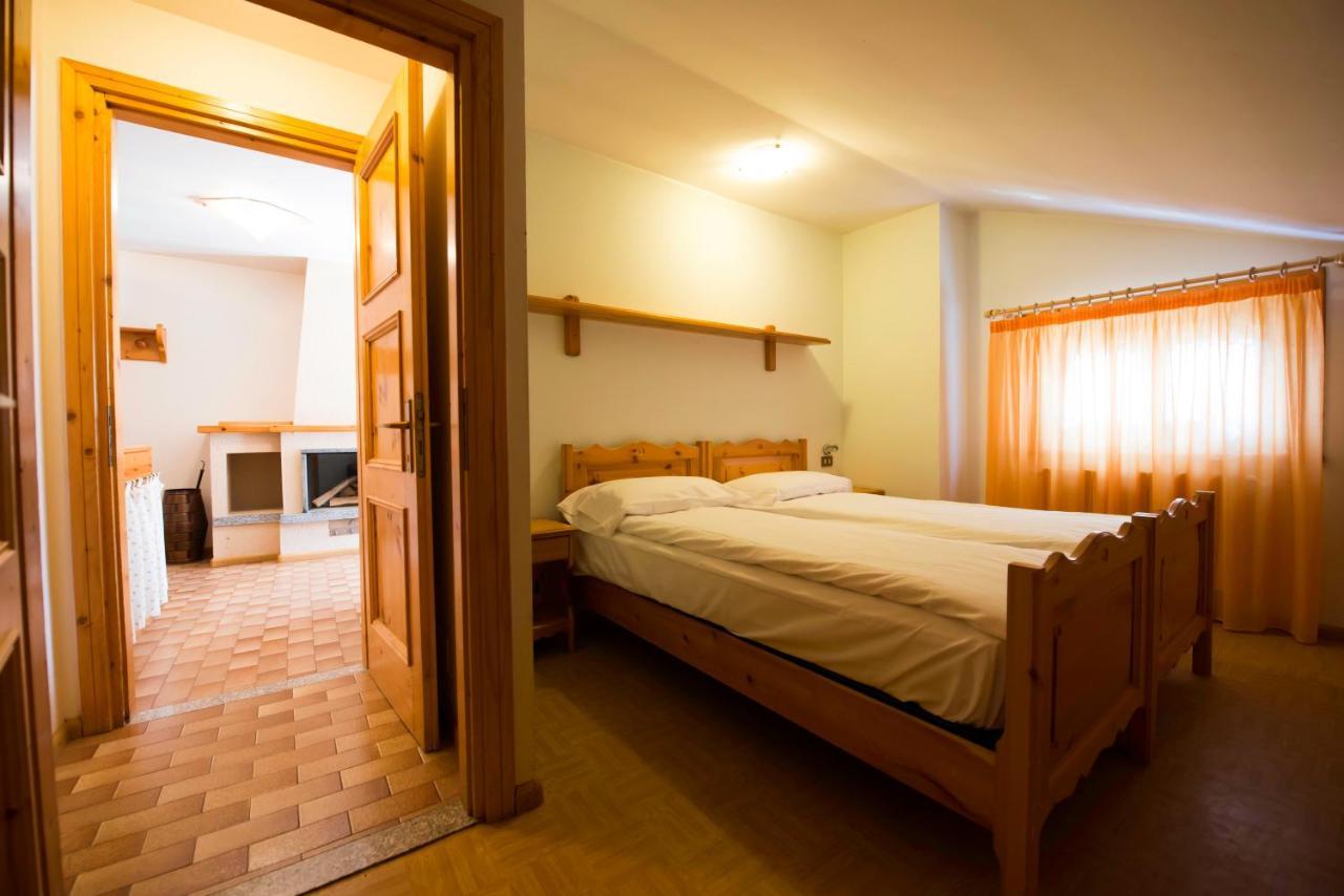 Casa Guana Lägenhet Livigno Exteriör bild
